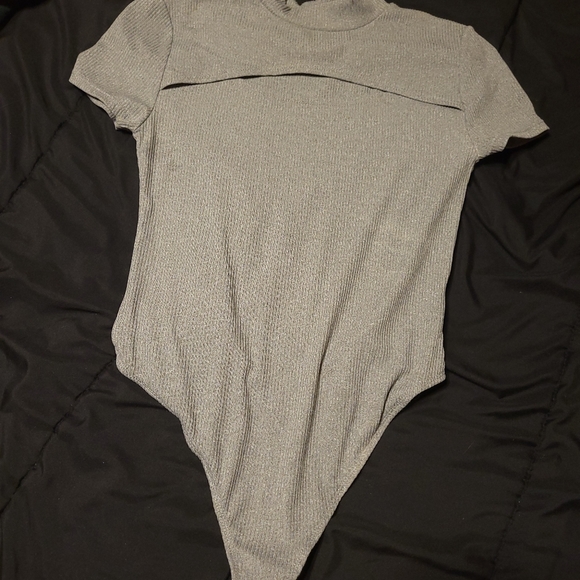 Top - Picture 3 of 4